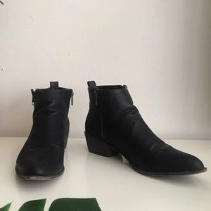 Madden Girl Hollywood Booties